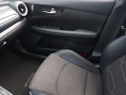 Used 2023 Kia Forte GT-Line w/ GT-Line Technology Package FWD image 14