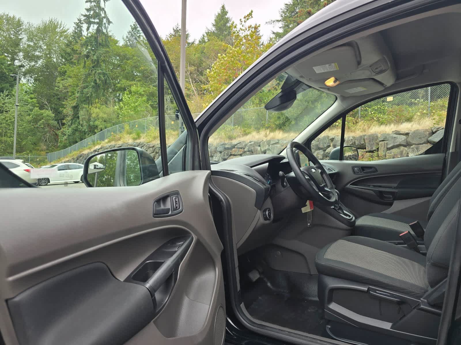 Used 2020 Ford Transit Connect XL FWD image 21