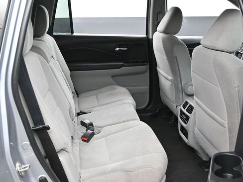 Used 2021 Honda Pilot EX image 33