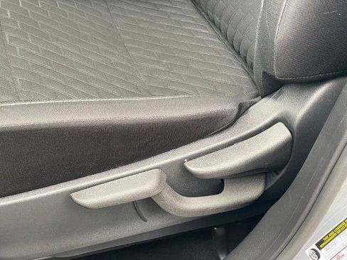 Certified 2023 Nissan Kicks SV image 13