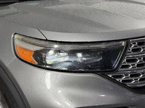 Certified 2021 Ford Explorer Limited w/ Equipment Group 301A RWD image 7