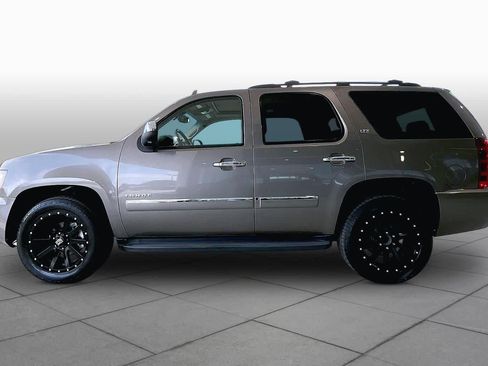 Used 2011 Chevrolet Tahoe LTZ AWD/4WD image 32