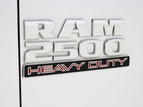 Used 2024 RAM 2500 Tradesman w/ Chrome Appearance Group AWD/4WD image 22
