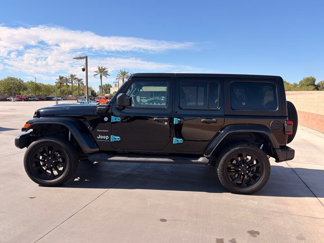 Used 2023 Jeep Wrangler Unlimited Sahara AWD/4WD image 10