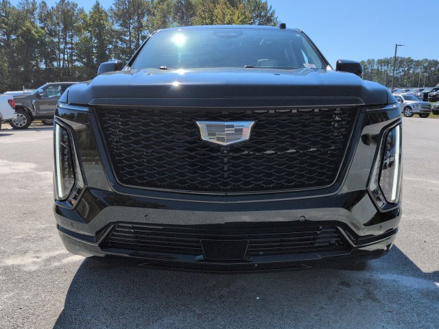 Used 2026 Cadillac Escalade ESV Platinum Sport w/ LPO, ONYX Package AWD/4WD image 9