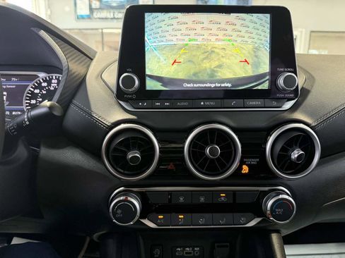 Used 2025 Nissan Sentra SV image 14