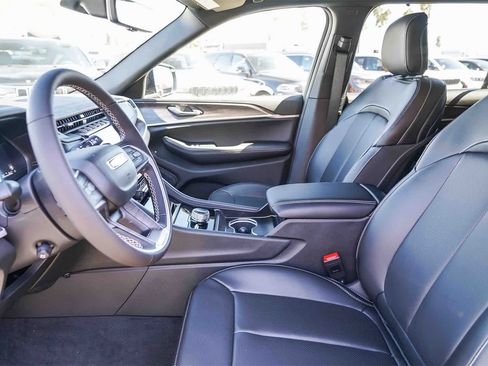 New 2025 Jeep Grand Cherokee L Limited w/ Luxury Tech Group II image 20