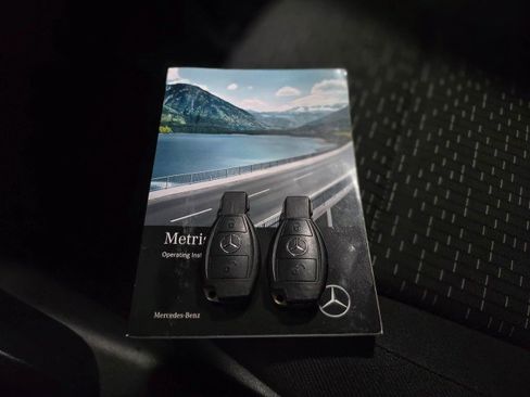 Used 2021 Mercedes-Benz Metris image 33