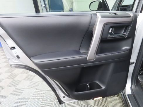 Used 2024 Toyota 4Runner SR5 Premium w/ Moonroof Package AWD/4WD image 53