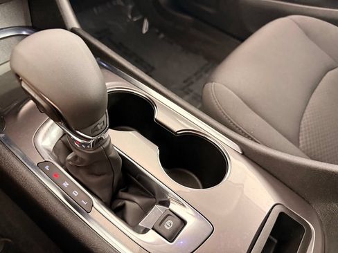 Used 2022 Chevrolet Malibu LT FWD image 31