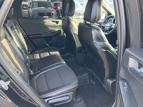 Used 2024 Ford Escape ST-Line w/ Tech Pack #1 image 16