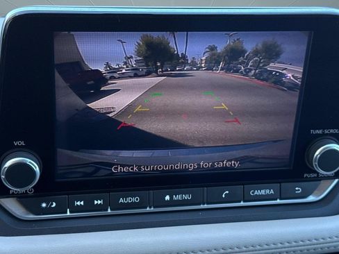 Used 2023 Nissan Rogue SV FWD image 20