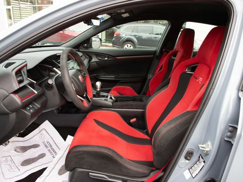 Used 2021 Honda Civic Type R image 13