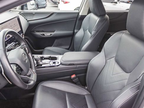 Certified 2025 Lexus NX 450h+ Luxury image 17