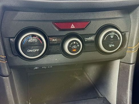 Used 2023 Subaru Crosstrek 2.0i Premium image 17