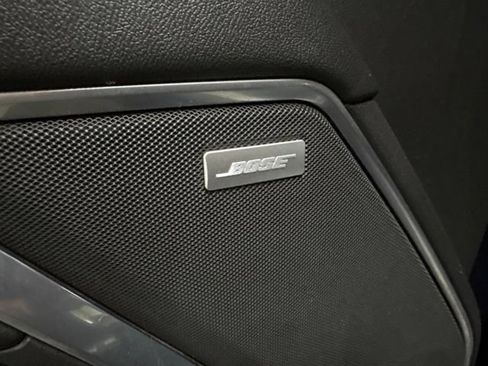 Used 2022 Chevrolet Silverado 1500 LTZ w/ LTZ Convenience Package II AWD/4WD image 34