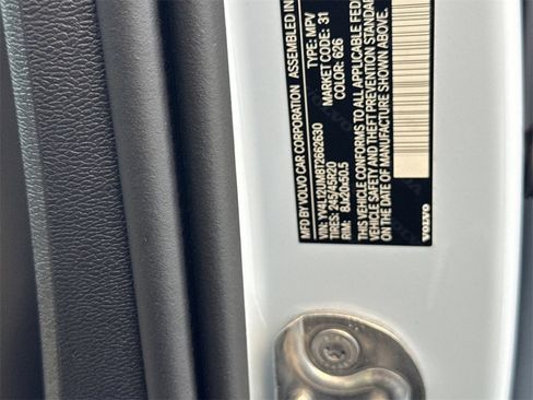 New 2026 Volvo XC40 B5 Ultra w/ Climate Package image 27