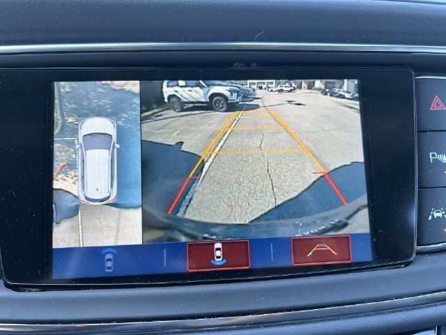Used 2019 Buick Enclave Premium w/ Experience Buick Package FWD image 26