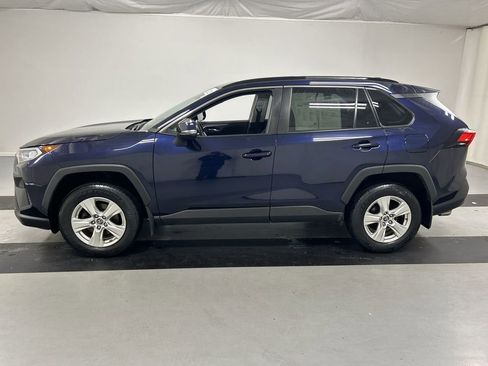Used 2020 Toyota RAV4 XLE w/ Convenience Package image 6