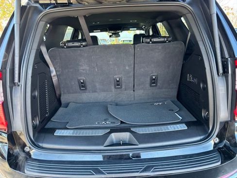 Certified 2025 GMC Yukon Denali image 41