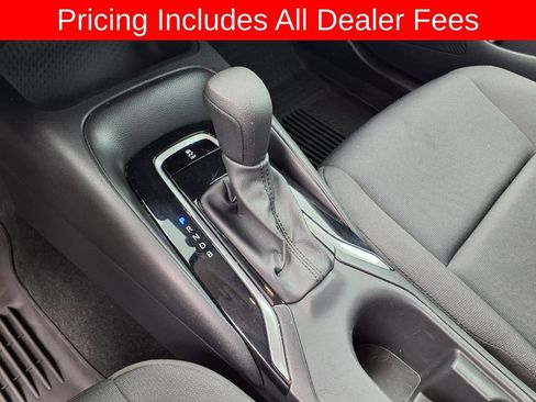 Used 2024 Toyota Corolla LE FWD image 21