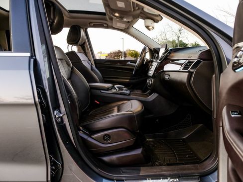 Used 2019 Mercedes-Benz GLS 450 4MATIC w/ Premium 1 Package image 36