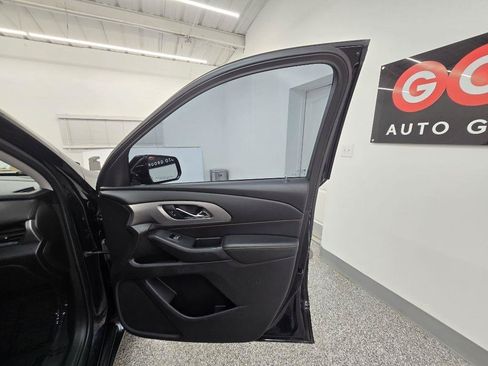 Used 2019 Chevrolet Traverse LS FWD image 26
