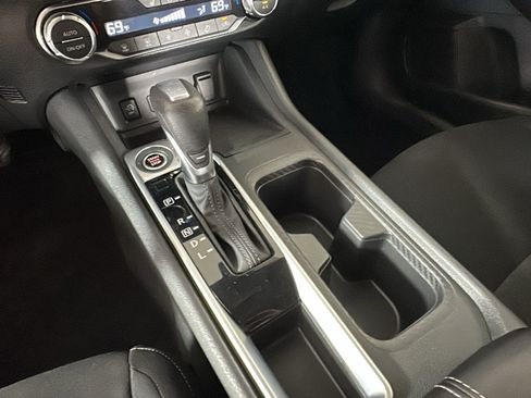 Used 2024 Nissan Sentra SV w/ All-Weather Package FWD image 21