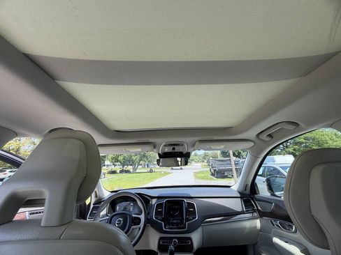 Used 2016 Volvo XC90 T6 Momentum w/ Momentum Plus Package AWD/4WD image 10