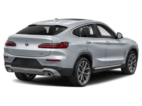 Used 2023 BMW X4 xDrive30i w/ M Sport Package AWD/4WD image 2
