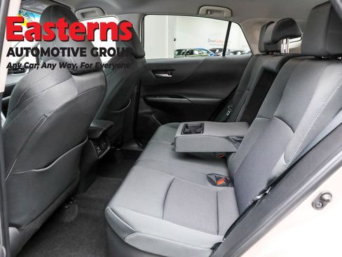 Used 2024 Toyota Venza LE image 21