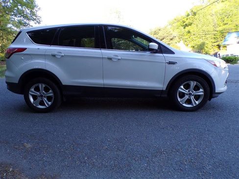Used 2015 Ford Escape SE AWD/4WD image 10