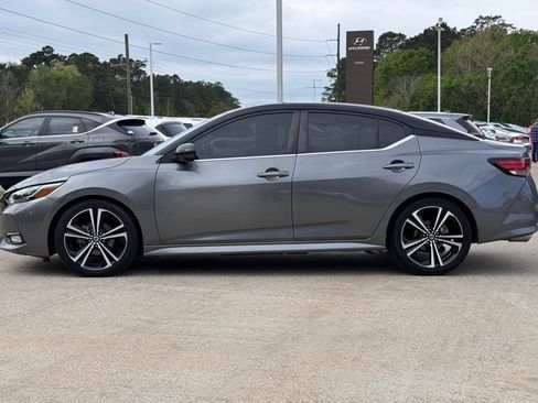 Used 2021 Nissan Sentra SR w/ SR Premium Package image 13