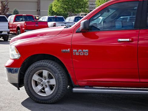 Used 2017 RAM 1500 Classic SLT image 4