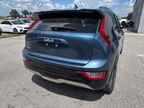 Used 2023 Kia Niro Wind w/ Wind Preserve Package FWD image 8