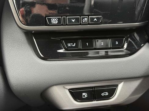 Used 2023 Lexus RX 350 Premium image 23