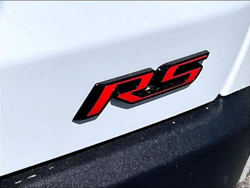 New 2026 Chevrolet Equinox RS w/ Convenience Package III FWD image 10