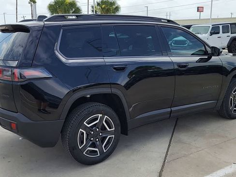 New 2026 Jeep Cherokee Laredo AWD/4WD image 8