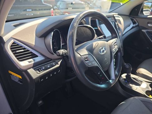 Used 2015 Hyundai Santa Fe Limited w/ Option Group 04 AWD/4WD image 10