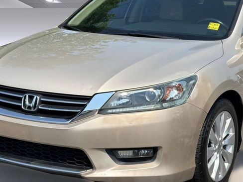 Used 2015 Honda Accord EX-L image 11