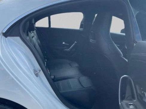 Used 2020 Mercedes-Benz CLA 250 image 12