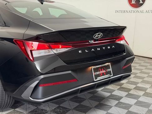 New 2026 Hyundai Elantra Sport FWD image 10