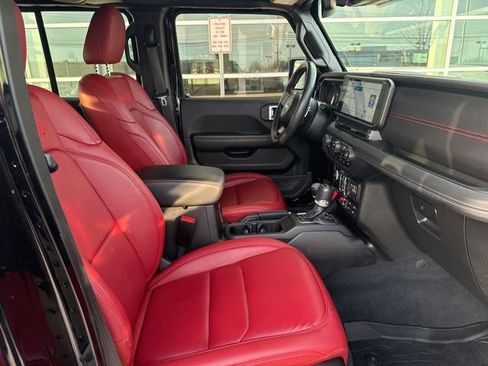 Used 2024 Jeep Wrangler Unlimited Rubicon 392 image 22