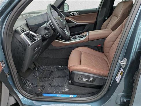 Certified 2026 BMW X5 sDrive40i image 17
