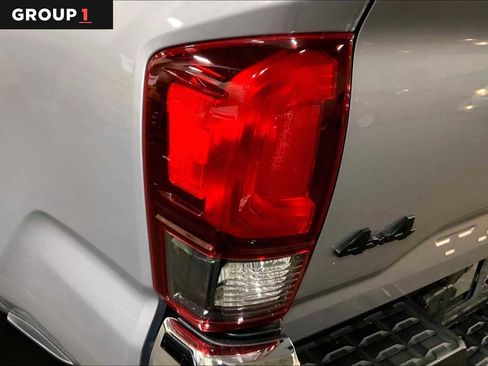 Used 2019 Toyota Tacoma SR5 image 28