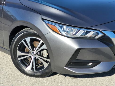 Used 2023 Nissan Sentra SV image 9