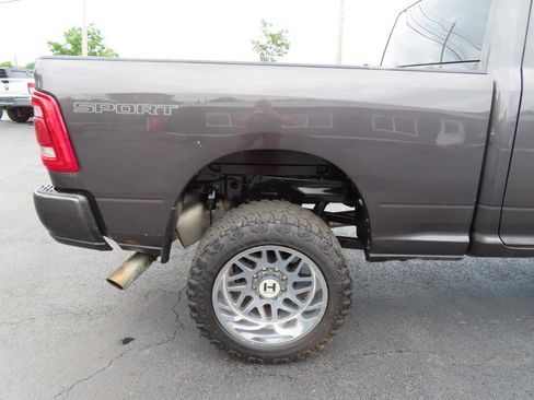Used 2024 RAM 2500 Big Horn w/ Sport Appearance Package AWD/4WD image 22