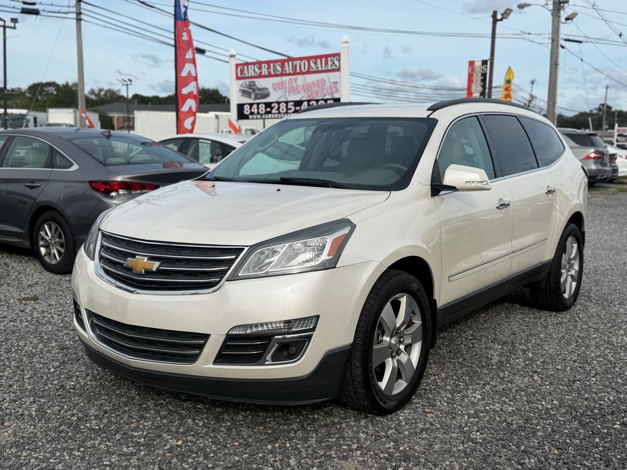 Used 2015 Chevrolet Traverse LTZ AWD/4WD image 3