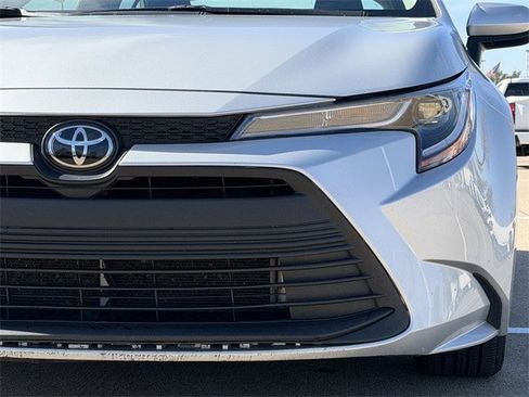 Certified 2024 Toyota Corolla LE image 9