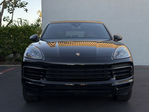 Used 2019 Porsche Cayenne S image 9
